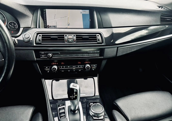 BMW Seria 5 cena 73900 przebieg: 198762, rok produkcji 2016 z Zwoleń małe 781
